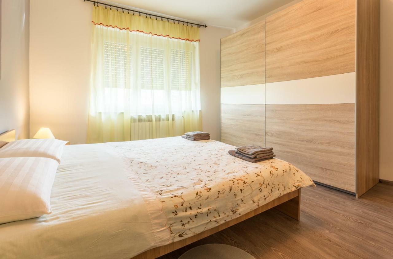 Apartment Dean Умаг Экстерьер фото