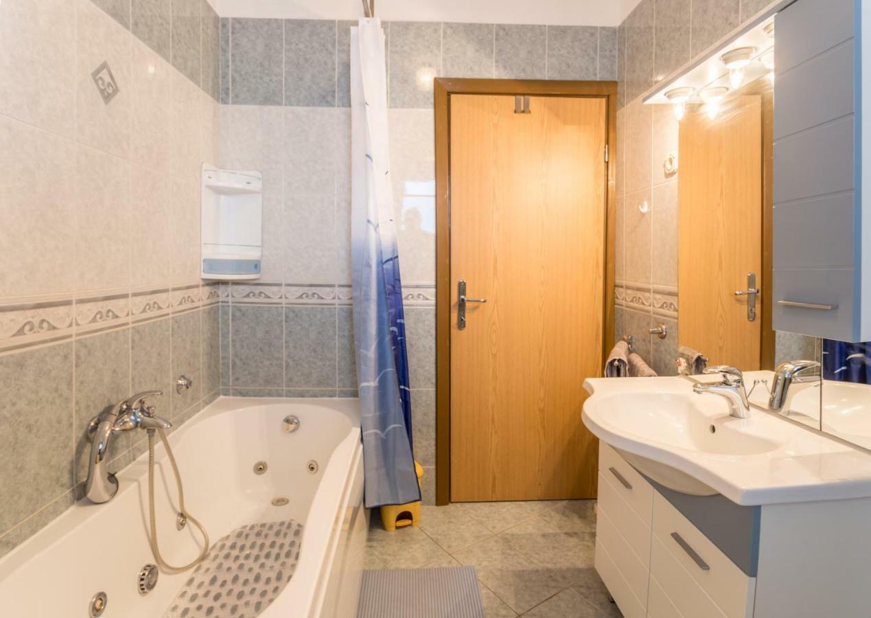 Apartment Dean Умаг Экстерьер фото