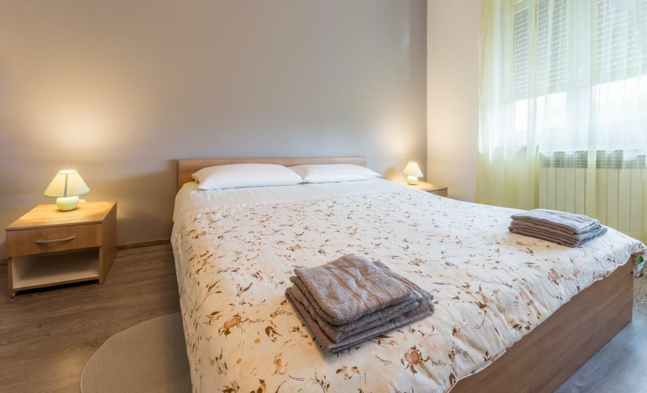 Apartment Dean Умаг Экстерьер фото